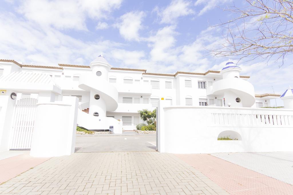 Apartamentos Turisticos Taymar Chiclana de la Frontera Buitenkant foto